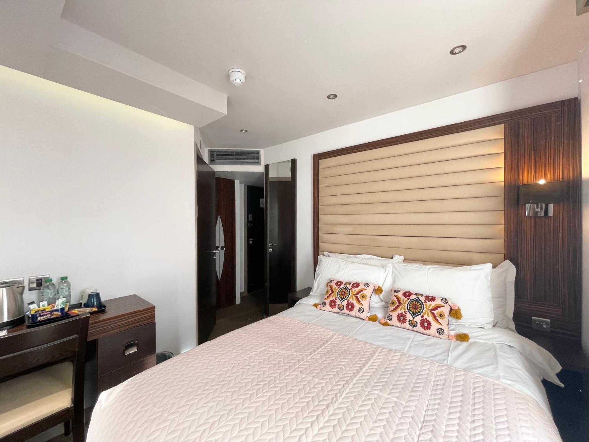 Maitrise Hotel Λονδίνο Εξωτερικό φωτογραφία